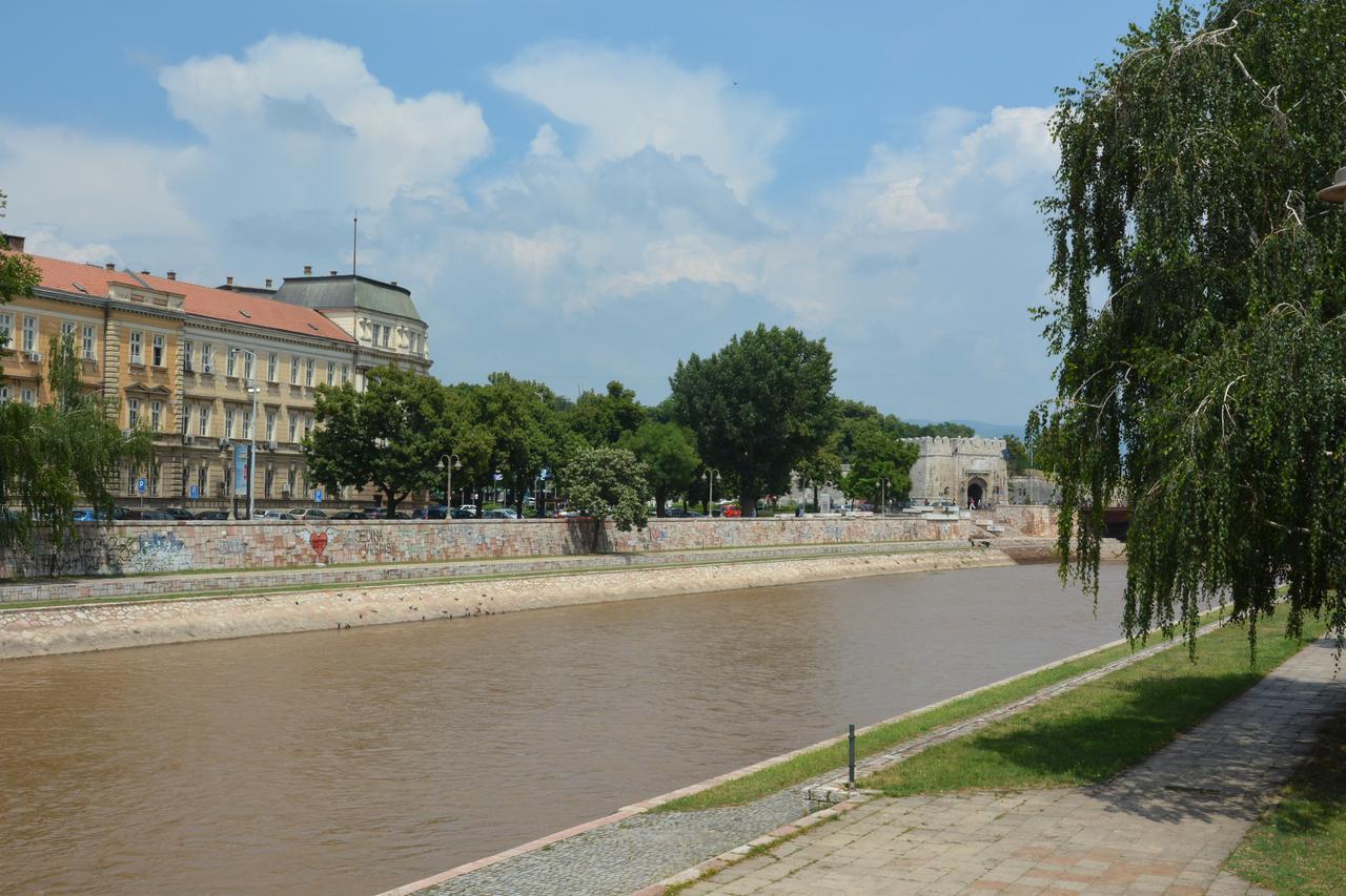 Trident Apartments 2 Ni Kültér fotó