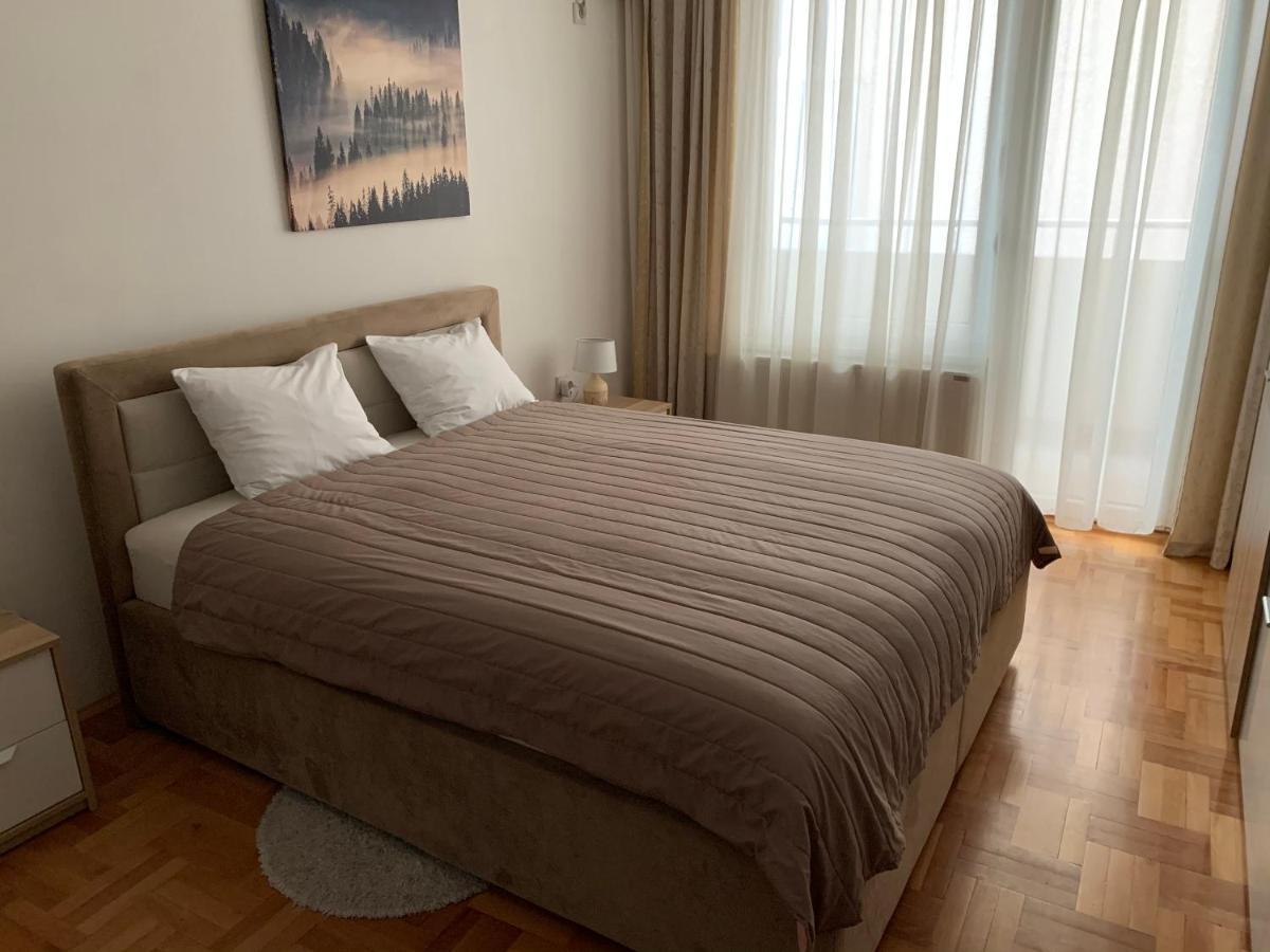 Trident Apartments 2 Ni Kültér fotó